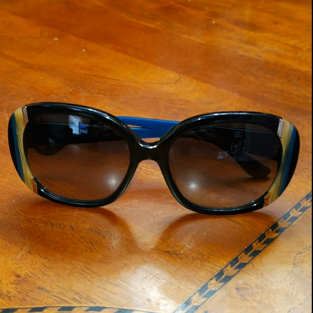 SALVATORE FERRAGAMO Sunglasses SF674S 001 Blk 55MM
